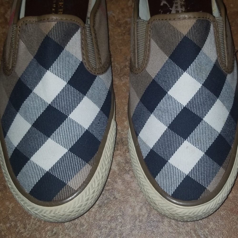 Burberry shoes